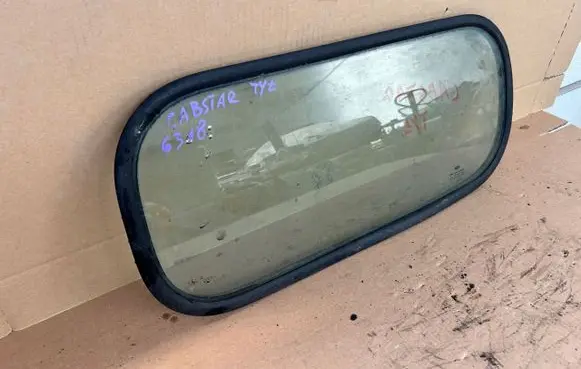 Nissan Cab Star Rear windscreen/windshield window 