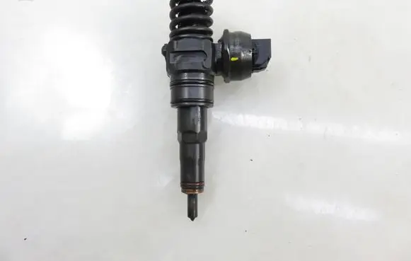 Seat Alhambra (Mk1) Fuel injector 0414720216 038130073BA