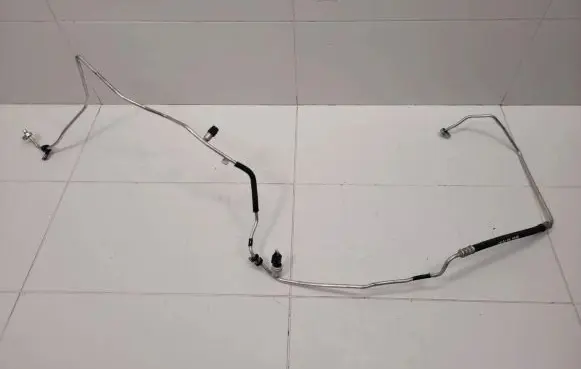 Renault Kadjar Air conditioning (A/C) pipe/hose 924405098R