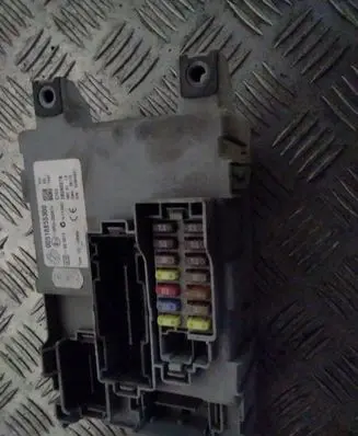 Fiat Doblo Fuse module 00518855300 116RI000674