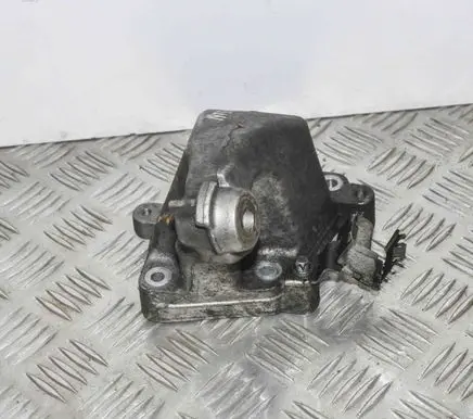 Mercedes-Benz ML W164 Engine mounting bracket A6422230304