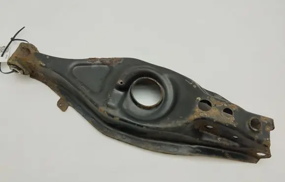 Mercedes-Benz C W203 Rear upper control arm/wishbone
