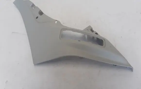 Volvo XC90 (D)pillar trim (top) 31389177