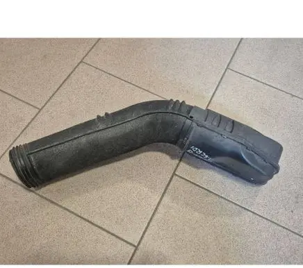 KIA Ceed Air intake hose/pipe 28210G3000 28210F2000