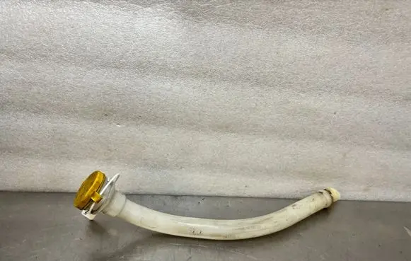 Windshield washer fluid reservoir/tank