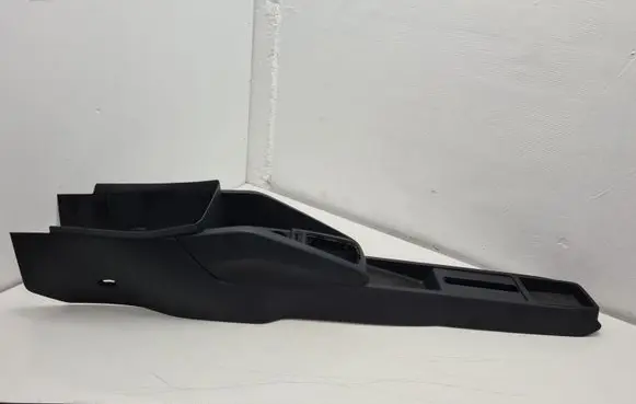 Skoda Fabia Mk3 (NJ) Center console 6V0863242 6V0863243
