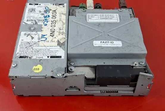 Audi A8 S8 D5 Radio/CD/DVD/GPS head unit 4N0035063A