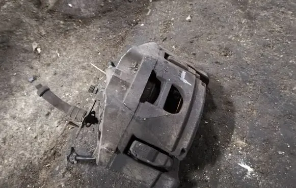 Audi A4 S4 B7 8E 8H Front brake caliper