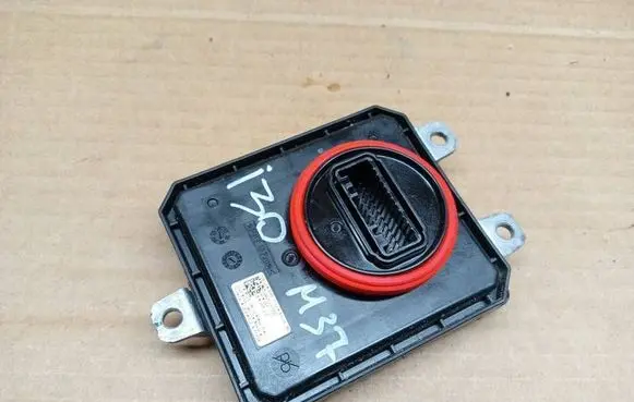 Headlight ballast module Xenon