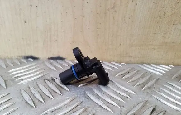 Audi A8 S8 D4 4H Camshaft speed sensor 07L905163C