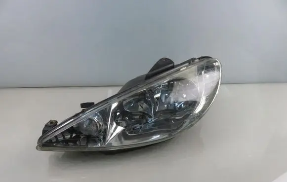 Peugeot 206 Headlight/headlamp