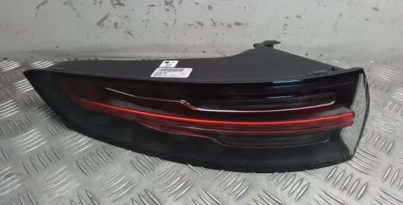 Porsche Cayenne (9Y0 9Y3) Rear/tail lights 9Y0945095H
