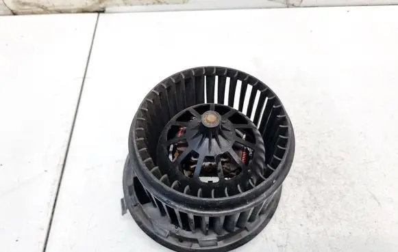 Seat Alhambra (Mk2) Heater fan/blower 17360059