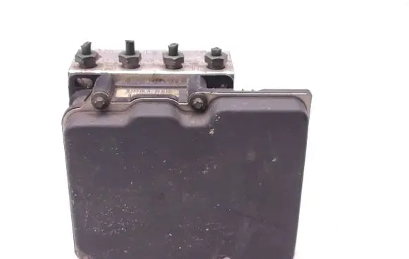 Mercedes-Benz Sprinter W906 ABS Pump A0074314612