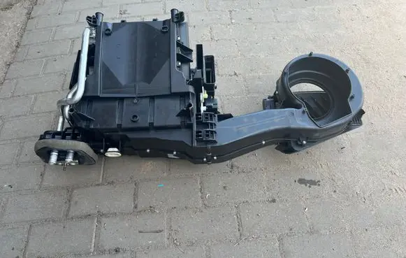 Mercedes-Benz C W203 Interior heater climate box assembly 2098300162 DCW203 A2038201642