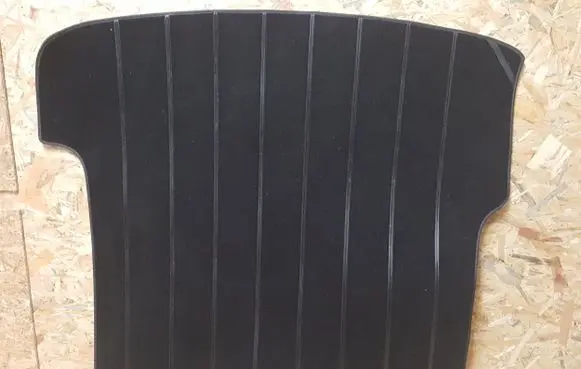 Volkswagen PASSAT B6 Trunk/boot mat liner 