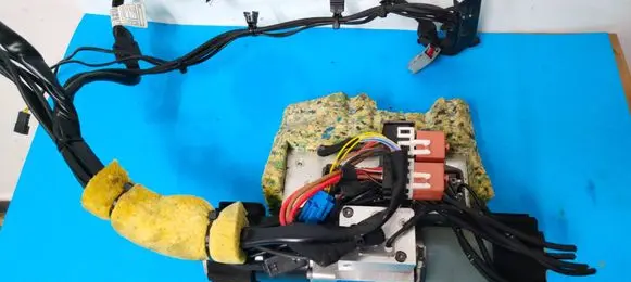 BMW 3 E92 E93 Convertible roof hydraulic pump 71287800 HB71050002