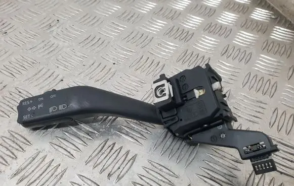 Skoda Octavia Mk2 (1Z) Indicator stalk 1K0953513A