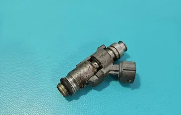 Peugeot 207 Fuel injector IPM012 IMPRK1581363