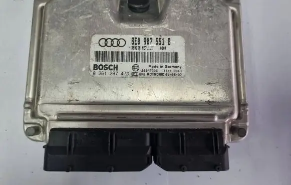 Audi A4 S4 B6 8E 8H Engine control unit/module 8E0907551B