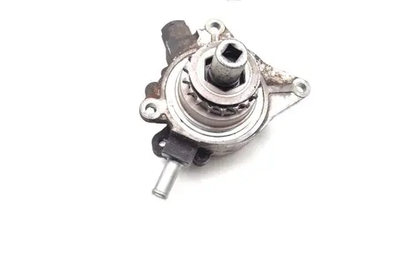 Nissan Navara Vacuum pump 146905X02A X2T57071