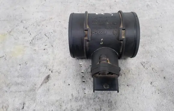 Opel Meriva A Mass air flow meter 55350047