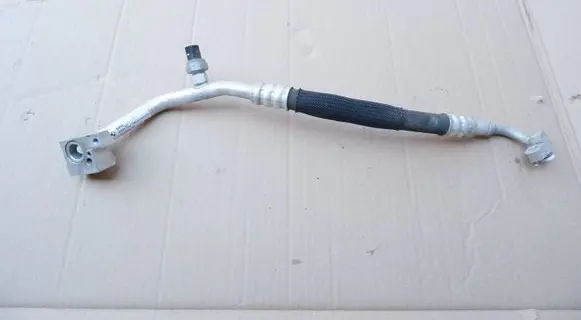 BMW i3 Air conditioning (A/C) pipe/hose 9291162 001660386 20296610