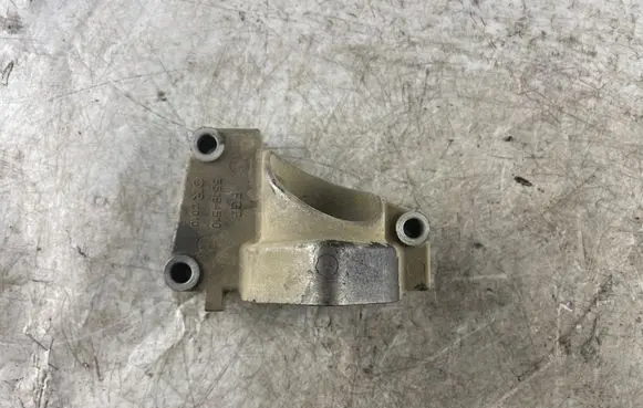 Opel Astra H Driveshaft support bearing bracket 55184510