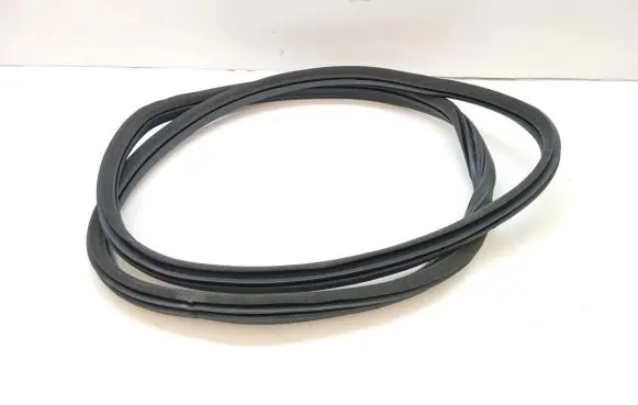 Citroen DS5 Trunk rubber seal (body) 