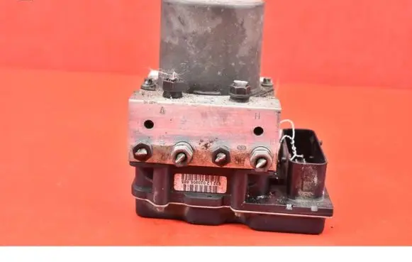 BMW 5 E60 E61 ABS Pump 6768550