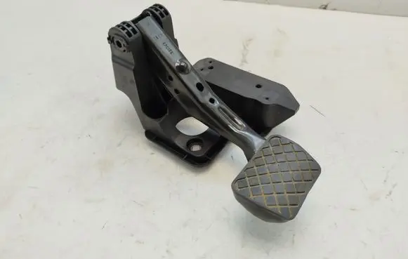 Skoda Roomster (5J) Brake pedal 6R1723058C
