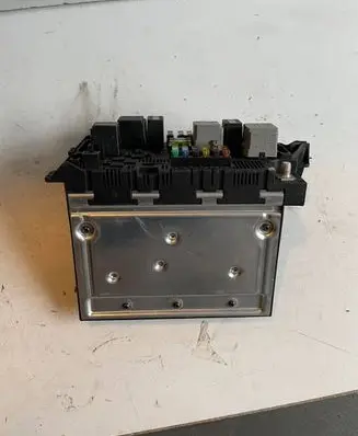 Mercedes-Benz E W211 SAM control unit 2115453901