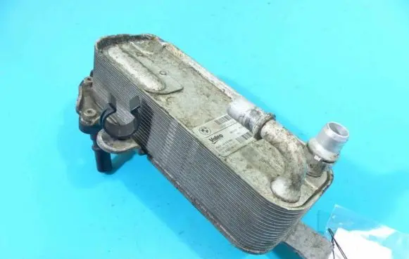 Engine oil radiator