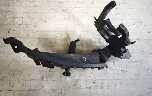 Audi A4 S4 B8 8K Headlight/headlamp mounting bracket 8K0805608C 2002838