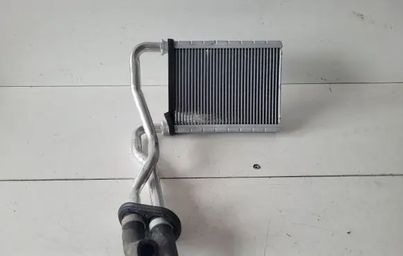 Toyota Yaris Cross Heater blower radiator
