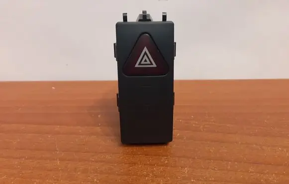 Mercedes-Benz E W212 Hazard light switch 11901 2129052600