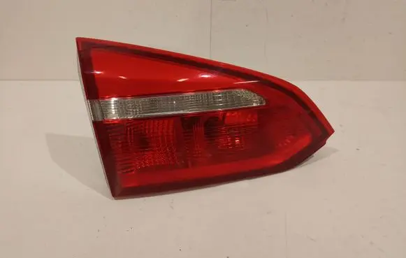 Ford Focus Tailgate rear/tail lights F1EB13A603B