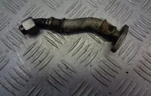Skoda Fabia Mk2 (5J) Turbo turbocharger oiling pipe/hose