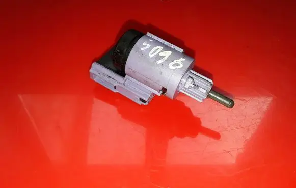 Skoda Octavia Mk1 (1U) Brake pedal sensor switch 1J0945511D 19322000