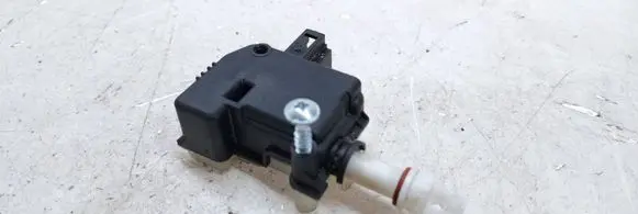 Volkswagen Phaeton Central locking motor 1C0810773 1K5959782