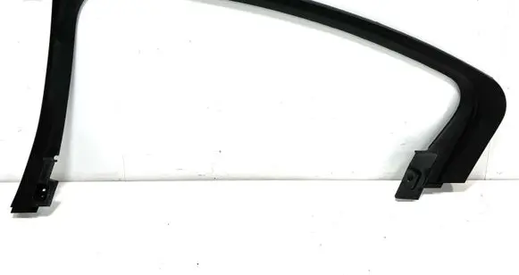 Chevrolet Volt I Rear door window/glass frame 22785439 802579867