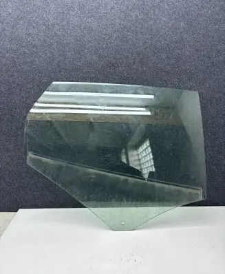 Volvo V40 Rear door window glass 43R00048
