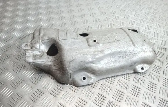 Opel Insignia A Exhaust heat shield 55562332