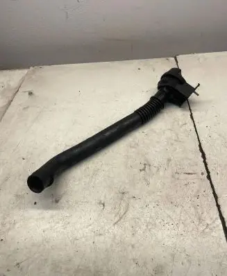 Mercedes-Benz Sprinter W906 Oil fill pipe A6510160329
