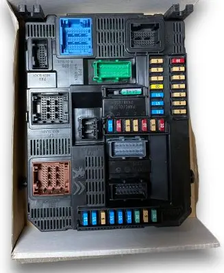 Peugeot 2008 I Comfort/convenience module 9807532080 1611426880
