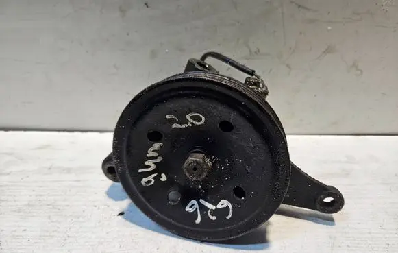 Mazda 626 Power steering pump GA2A32650D 2Z164188