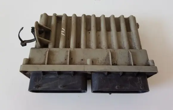 Opel Astra G Fan control module 09131731 252618