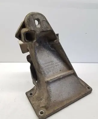 BMW 5 E39 Engine mounting bracket 1092974