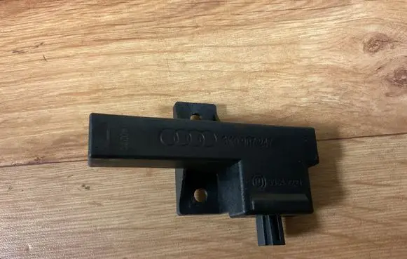 Volkswagen Touareg II Keyless (KESSY) go control unit/module 8K0907247