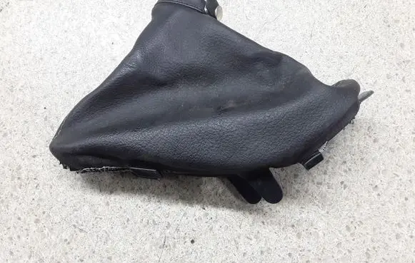 Alfa Romeo 159 Handbrake trim 